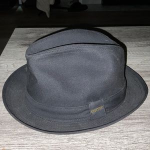 Stetson Water-Repellant Fedora in Black - Classic Style with Modern Resilience!